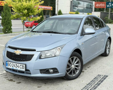 Серый Шевроле Круз, объемом двигателя 1.6 л и пробегом 195 тыс. км за 5600 $, фото 9 на Automoto.ua