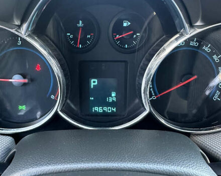 Серый Шевроле Круз, объемом двигателя 1.99 л и пробегом 196 тыс. км за 7200 $, фото 6 на Automoto.ua