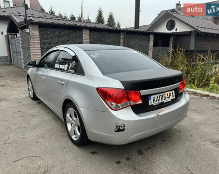 Сірий Шевроле Круз, об'ємом двигуна 1.6 л та пробігом 162 тис. км за 6500 $, фото 12 на Automoto.ua
