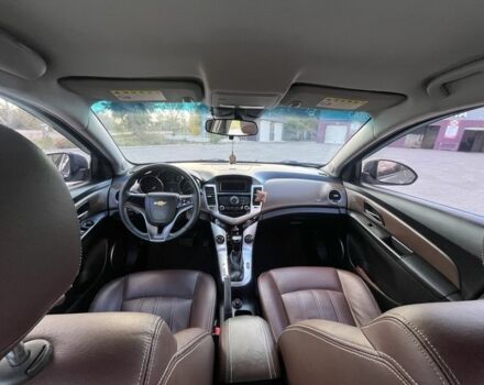 Сірий Шевроле Круз, об'ємом двигуна 1.6 л та пробігом 210 тис. км за 6999 $, фото 5 на Automoto.ua