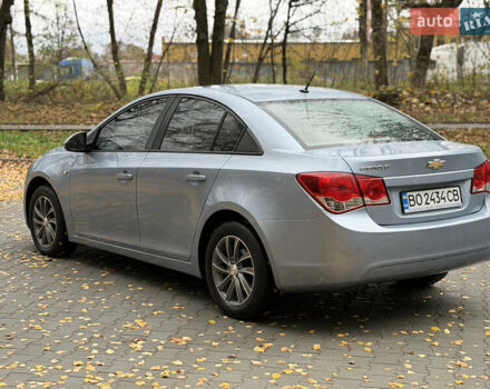 Сірий Шевроле Круз, об'ємом двигуна 1.6 л та пробігом 217 тис. км за 5700 $, фото 5 на Automoto.ua