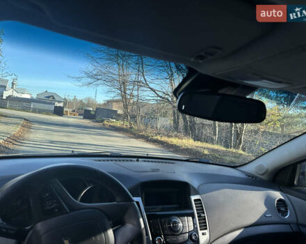 Серый Шевроле Круз, объемом двигателя 1.99 л и пробегом 196 тыс. км за 7200 $, фото 34 на Automoto.ua