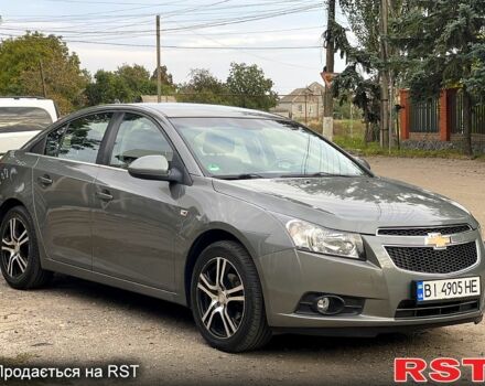 Серый Шевроле Круз, объемом двигателя 1.8 л и пробегом 177 тыс. км за 6950 $, фото 3 на Automoto.ua