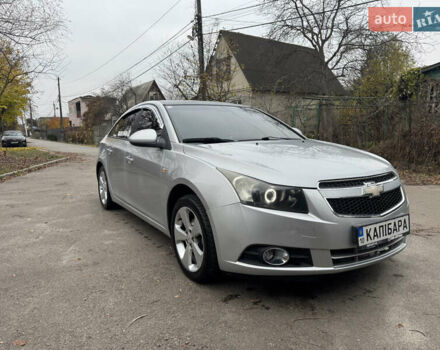 Сірий Шевроле Круз, об'ємом двигуна 1.6 л та пробігом 162 тис. км за 6500 $, фото 3 на Automoto.ua