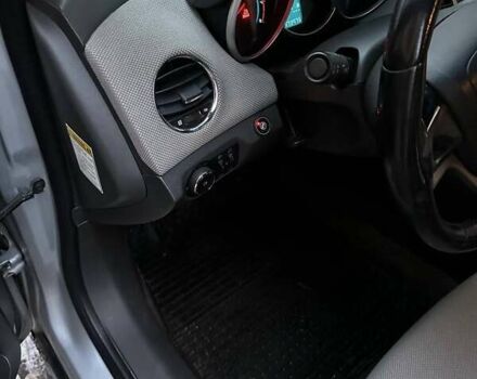 Серый Шевроле Круз, объемом двигателя 1.6 л и пробегом 174 тыс. км за 6700 $, фото 13 на Automoto.ua