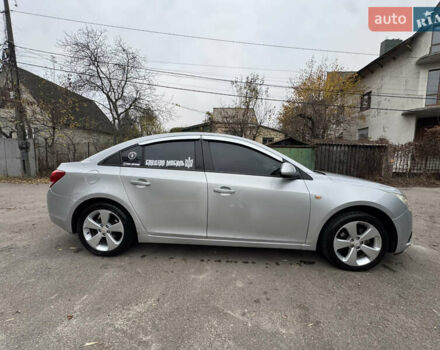 Сірий Шевроле Круз, об'ємом двигуна 1.6 л та пробігом 162 тис. км за 6500 $, фото 5 на Automoto.ua