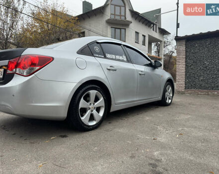 Сірий Шевроле Круз, об'ємом двигуна 1.6 л та пробігом 162 тис. км за 6500 $, фото 14 на Automoto.ua