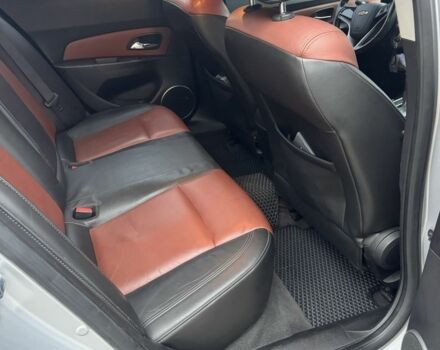 Серый Шевроле Круз, объемом двигателя 1.6 л и пробегом 162 тыс. км за 6300 $, фото 15 на Automoto.ua