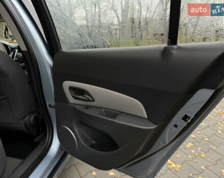 Сірий Шевроле Круз, об'ємом двигуна 1.6 л та пробігом 217 тис. км за 5700 $, фото 18 на Automoto.ua