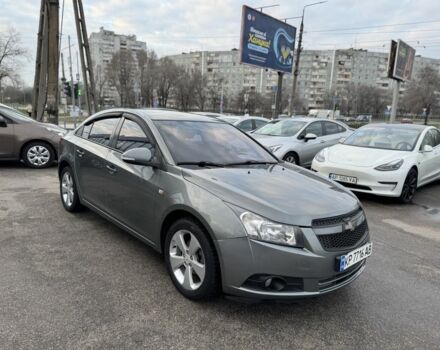 Сірий Шевроле Круз, об'ємом двигуна 1.6 л та пробігом 215 тис. км за 6999 $, фото 2 на Automoto.ua