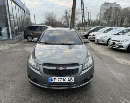 Сірий Шевроле Круз, об'ємом двигуна 1.6 л та пробігом 215 тис. км за 6999 $, фото 1 на Automoto.ua