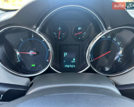 Серый Шевроле Круз, объемом двигателя 1.99 л и пробегом 196 тыс. км за 7200 $, фото 7 на Automoto.ua