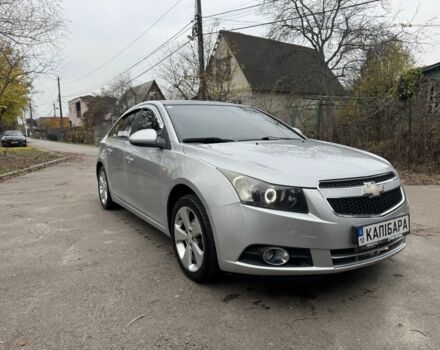 Серый Шевроле Круз, объемом двигателя 1.6 л и пробегом 162 тыс. км за 6300 $, фото 3 на Automoto.ua