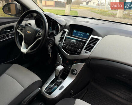 Серый Шевроле Круз, объемом двигателя 2 л и пробегом 154 тыс. км за 5950 $, фото 30 на Automoto.ua