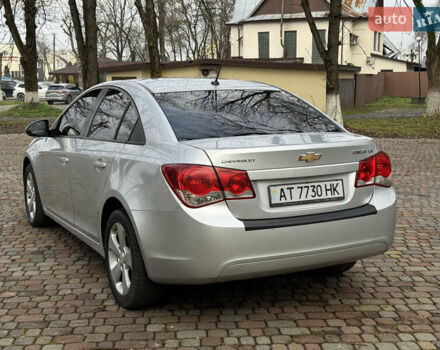 Серый Шевроле Круз, объемом двигателя 2 л и пробегом 154 тыс. км за 5950 $, фото 11 на Automoto.ua