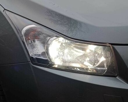 Сірий Шевроле Круз, об'ємом двигуна 1.8 л та пробігом 221 тис. км за 6690 $, фото 5 на Automoto.ua