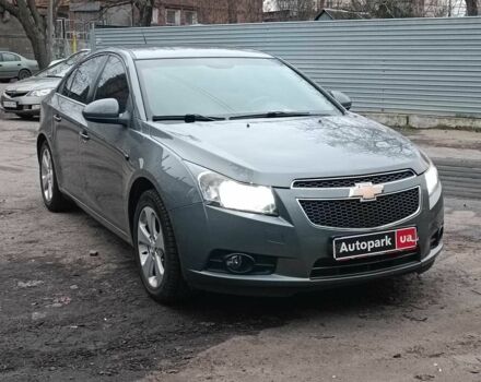 Сірий Шевроле Круз, об'ємом двигуна 1.8 л та пробігом 221 тис. км за 6690 $, фото 2 на Automoto.ua