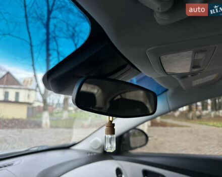 Серый Шевроле Круз, объемом двигателя 2 л и пробегом 154 тыс. км за 5950 $, фото 36 на Automoto.ua