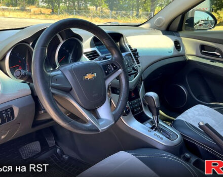 Серый Шевроле Круз, объемом двигателя 1.8 л и пробегом 206 тыс. км за 5990 $, фото 7 на Automoto.ua