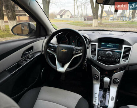 Серый Шевроле Круз, объемом двигателя 2 л и пробегом 154 тыс. км за 5950 $, фото 25 на Automoto.ua