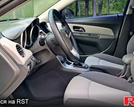 Серый Шевроле Круз, объемом двигателя 1.6 л и пробегом 122 тыс. км за 6800 $, фото 3 на Automoto.ua