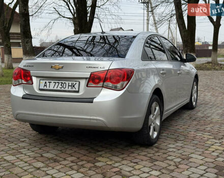 Серый Шевроле Круз, объемом двигателя 2 л и пробегом 154 тыс. км за 5950 $, фото 17 на Automoto.ua