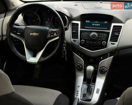 Серый Шевроле Круз, объемом двигателя 2 л и пробегом 154 тыс. км за 5950 $, фото 22 на Automoto.ua