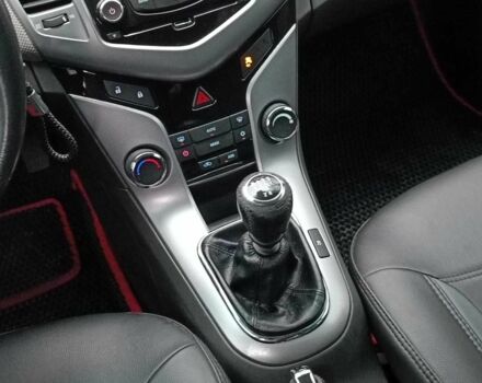 Сірий Шевроле Круз, об'ємом двигуна 1.8 л та пробігом 221 тис. км за 6690 $, фото 16 на Automoto.ua