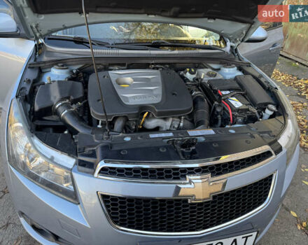 Серый Шевроле Круз, объемом двигателя 1.99 л и пробегом 208 тыс. км за 7800 $, фото 17 на Automoto.ua
