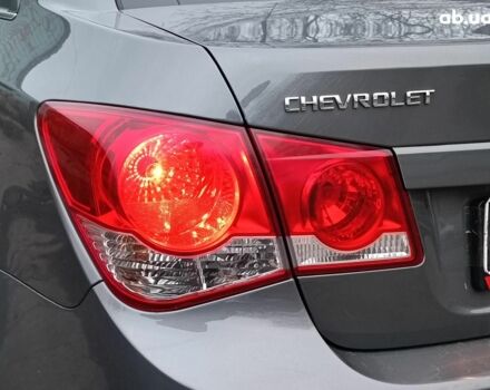 Серый Шевроле Круз, объемом двигателя 1.8 л и пробегом 221 тыс. км за 6690 $, фото 9 на Automoto.ua