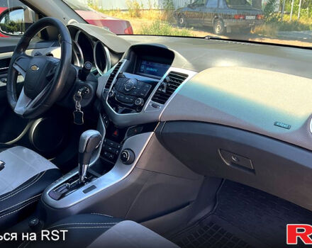 Серый Шевроле Круз, объемом двигателя 1.8 л и пробегом 206 тыс. км за 5990 $, фото 9 на Automoto.ua