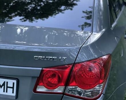 Сірий Шевроле Круз, об'ємом двигуна 1.8 л та пробігом 215 тис. км за 7000 $, фото 3 на Automoto.ua