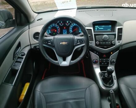 Серый Шевроле Круз, объемом двигателя 1.8 л и пробегом 221 тыс. км за 6690 $, фото 14 на Automoto.ua