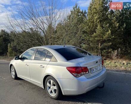 Серый Шевроле Круз, объемом двигателя 1.6 л и пробегом 160 тыс. км за 6100 $, фото 1 на Automoto.ua