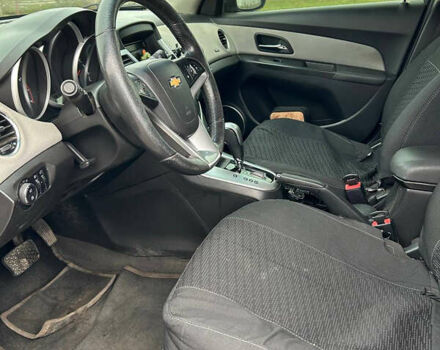 Серый Шевроле Круз, объемом двигателя 1.6 л и пробегом 192 тыс. км за 7000 $, фото 8 на Automoto.ua