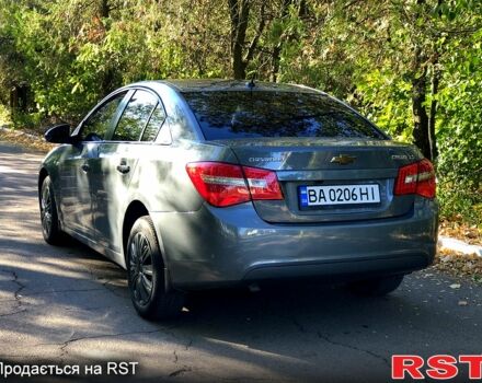 Серый Шевроле Круз, объемом двигателя 1.8 л и пробегом 236 тыс. км за 7500 $, фото 6 на Automoto.ua