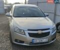 Серый Шевроле Круз, объемом двигателя 1.8 л и пробегом 240 тыс. км за 7400 $, фото 1 на Automoto.ua