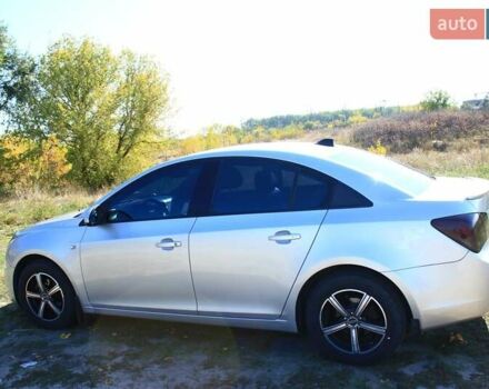 Серый Шевроле Круз, объемом двигателя 1.6 л и пробегом 109 тыс. км за 7000 $, фото 6 на Automoto.ua