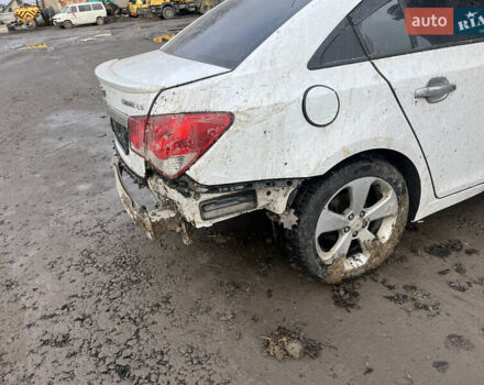 Серый Шевроле Круз, объемом двигателя 1.8 л и пробегом 205 тыс. км за 3300 $, фото 5 на Automoto.ua
