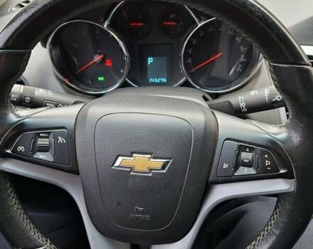 Серый Шевроле Круз, объемом двигателя 1.8 л и пробегом 143 тыс. км за 6000 $, фото 19 на Automoto.ua