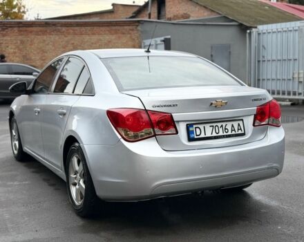 Серый Шевроле Круз, объемом двигателя 1.8 л и пробегом 185 тыс. км за 5700 $, фото 7 на Automoto.ua