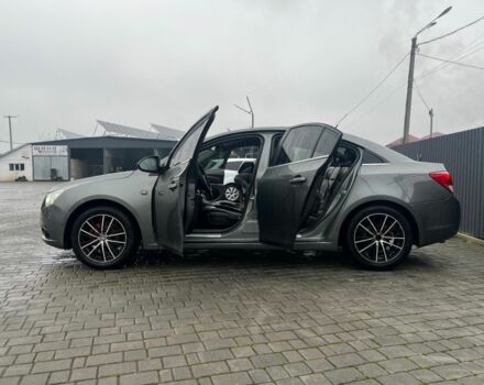 Серый Шевроле Круз, объемом двигателя 1.8 л и пробегом 258 тыс. км за 6000 $, фото 6 на Automoto.ua