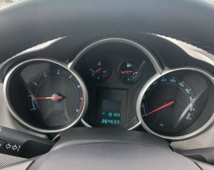 Серый Шевроле Круз, объемом двигателя 1.8 л и пробегом 270 тыс. км за 6800 $, фото 18 на Automoto.ua