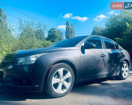 Серый Шевроле Круз, объемом двигателя 1.79 л и пробегом 180 тыс. км за 6500 $, фото 38 на Automoto.ua