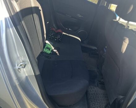 Серый Шевроле Круз, объемом двигателя 1.8 л и пробегом 177 тыс. км за 6000 $, фото 6 на Automoto.ua