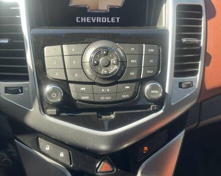 Серый Шевроле Круз, объемом двигателя 1.8 л и пробегом 340 тыс. км за 7500 $, фото 17 на Automoto.ua