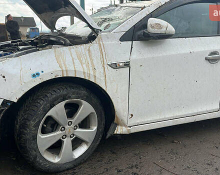 Серый Шевроле Круз, объемом двигателя 1.8 л и пробегом 205 тыс. км за 3300 $, фото 13 на Automoto.ua