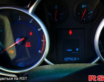 Серый Шевроле Круз, объемом двигателя 1.6 л и пробегом 109 тыс. км за 7000 $, фото 3 на Automoto.ua