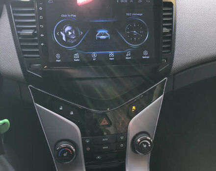 Серый Шевроле Круз, объемом двигателя 1.8 л и пробегом 236 тыс. км за 7500 $, фото 4 на Automoto.ua