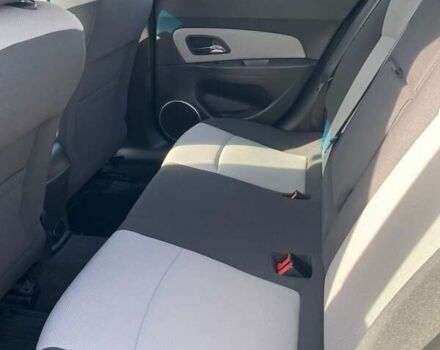 Серый Шевроле Круз, объемом двигателя 1.6 л и пробегом 168 тыс. км за 7000 $, фото 6 на Automoto.ua